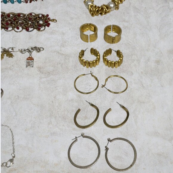 JEWELRY BUNDLE -- 17 Pieces, Necklaces, Cuffs, Bracelets, Hoop Earrings, Rings - Picture 5 of 16